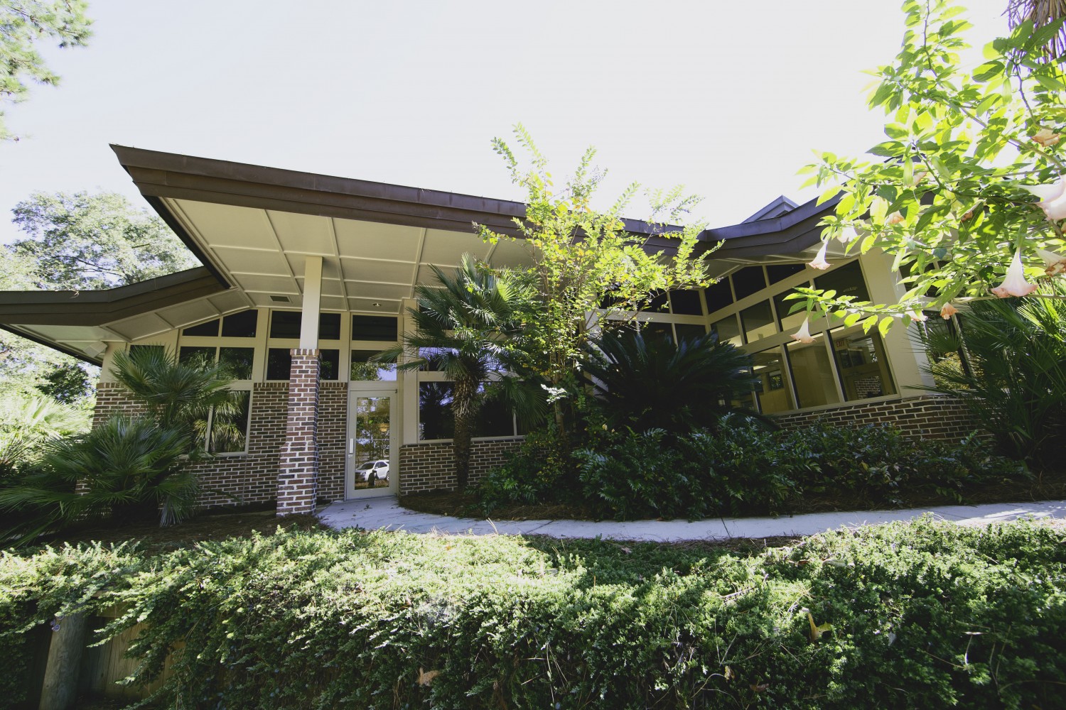 Charleston Dental Associates Office Exterior 3